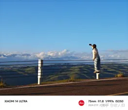 来一张旅行中的最美照片好吧？